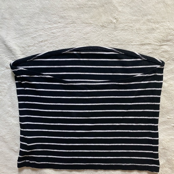 American Eagle “Soft & Sexy” Ribbed Tube Top - Picture 2 of 2